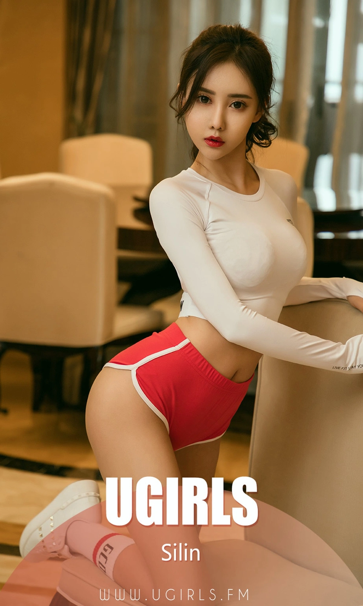 Ugirls尤果网 爱尤物专辑 - VOL.1377 Silin 我有一个恋爱想和你谈 1